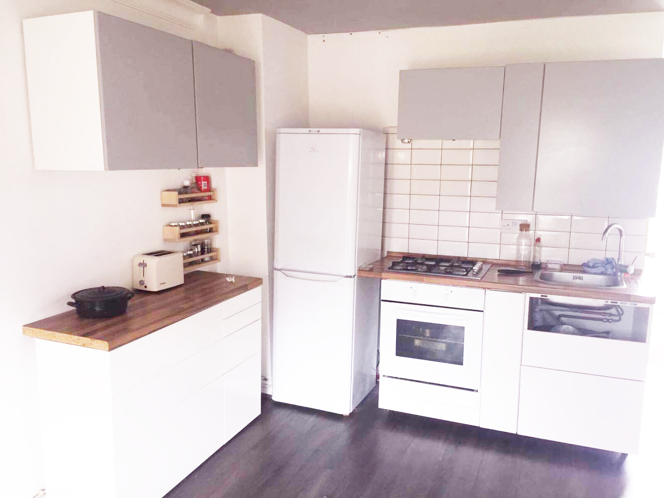 Well located 2 bedroom flat in Hoxton N1.